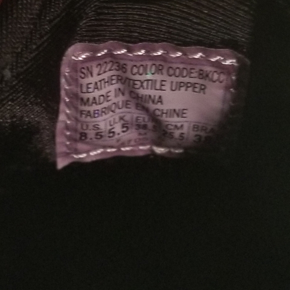 Skechers EUC 8.5 Hot Ticket Bikers black shoes - Picture 8 of 8